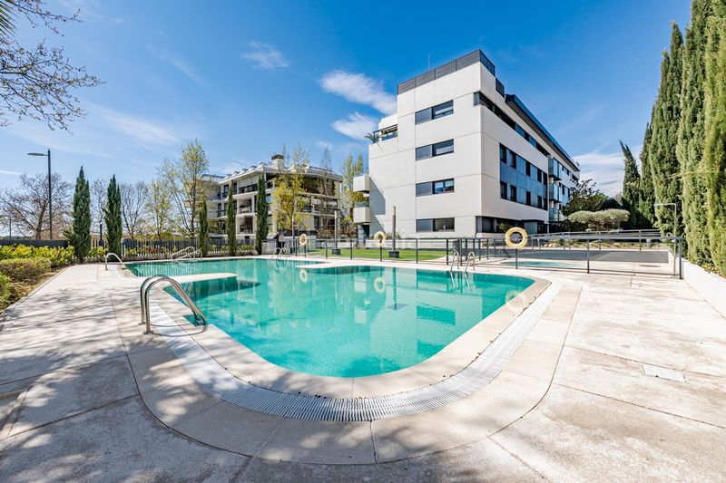 Foto 70c406de-2b62-426f-8848-252c21968515. Flat with parking pool in Valdepastores-Las Encinas Boadilla del Monte