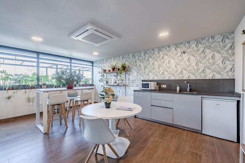 Foto 7444227b-3154-4c24-8ee9-a5d92fddb562. Pis amb aparcament piscina a Valdepastores-Las Encinas Boadilla del Monte