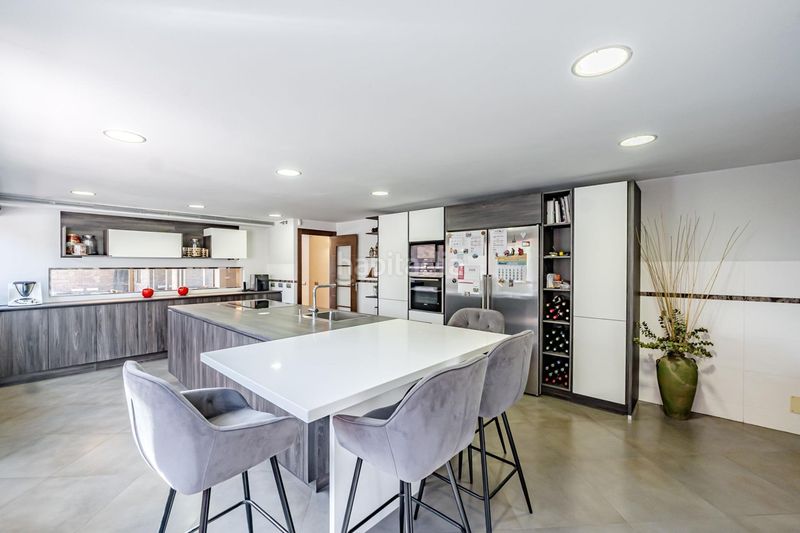 Foto a72d6e24-2900-4952-a621-ccf51311ab46. Chalet en Las Lomas Boadilla del Monte