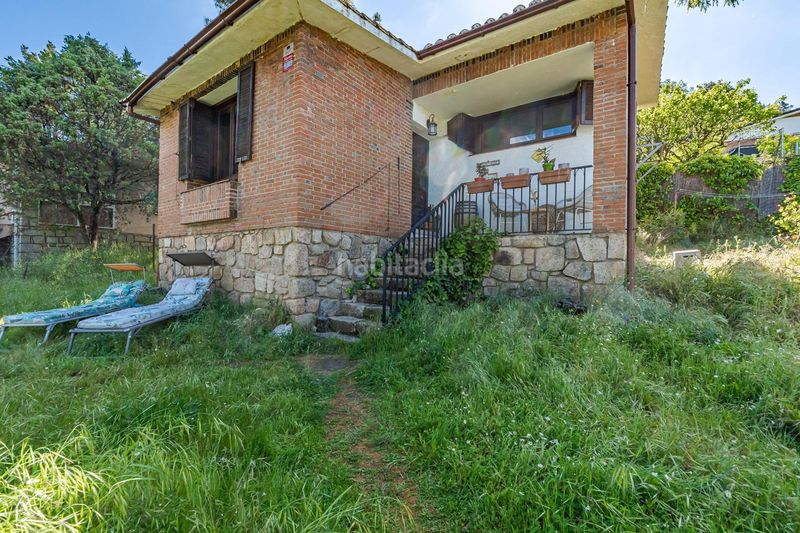 Foto b2d9c5fd-c744-46cb-9289-167c37692154. Chalet  independiente en Robledo de Chavela