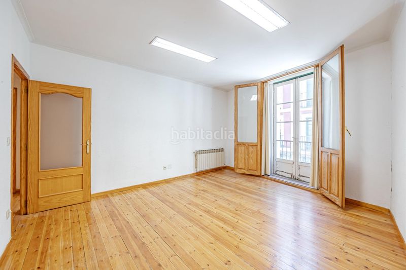 Foto 86597686-281e-4612-9131-467fe491a387. Apartament amb calefacció a Centro Valladolid