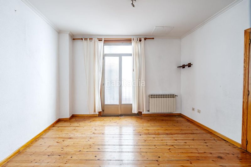 Foto a6eec2cd-bc56-4b50-a4cb-113221471e59. Apartament amb calefacció a Centro Valladolid
