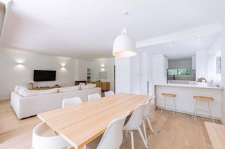 Affitto Casa bifamiliare in Urbanización Este-Montepríncipe. Chalet pareado en alquiler en montepríncipe