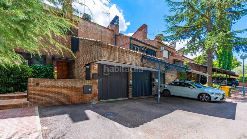 Foto 3b29ab5e-8f4c-4fa4-8aca-600c42dce70d. Miete doppelhaus mit heizung parking pool in Urbanización Este-Montepríncipe Boadilla del Monte