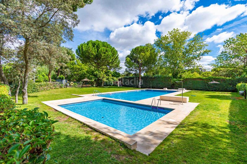 Foto 7233356b-d73f-4226-a935-4c578390aca5. Miete doppelhaus mit heizung parking pool in Urbanización Este-Montepríncipe Boadilla del Monte