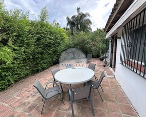 Rent Apartment  Sierra montachez de. Exclusivo piso con enorme jardín y terraza  torremolinos.