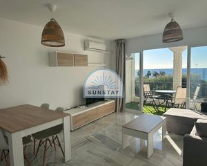 Rent Flat in Río seco 38. Apartamento en primera línea de playa con vistas al mar en río m