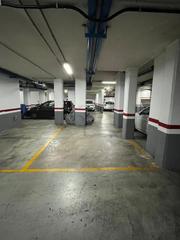 Location Parking voiture à De les corts catalanes 192. Se alquila plaza de parking en gran via de les corts catalanes,