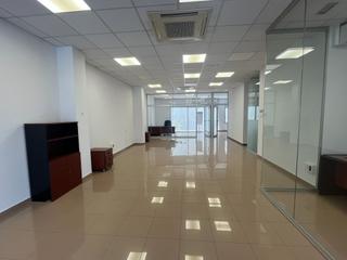 Lloguer Local Comercial a Barri del Centre. Local de 130 m2 en el centro de terrassa