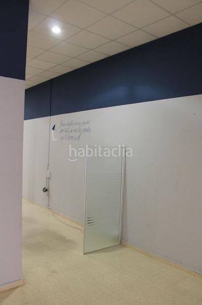 Foto 186f74ff-24c1-46c0-8669-6b36d32cd983. Local commercial dans Barri del Centre Terrassa