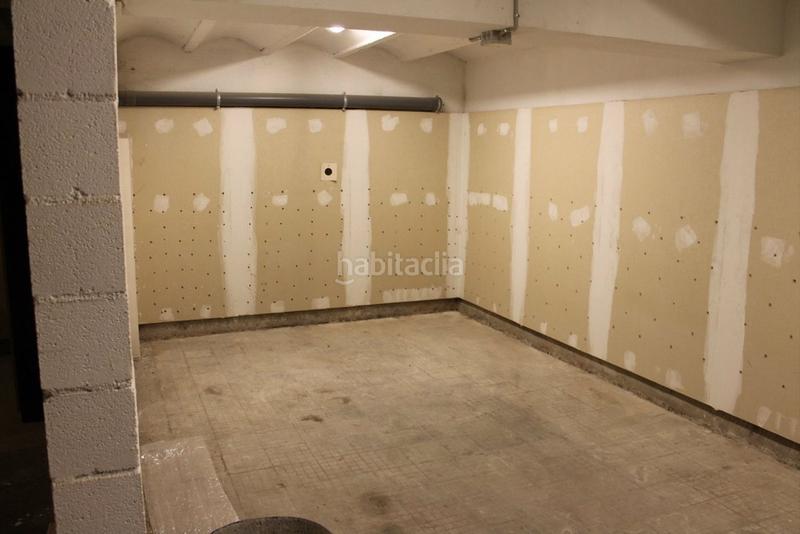 Foto b6392300-a6ba-45b6-9439-e664ae281034. Local commercial dans Barri del Centre Terrassa