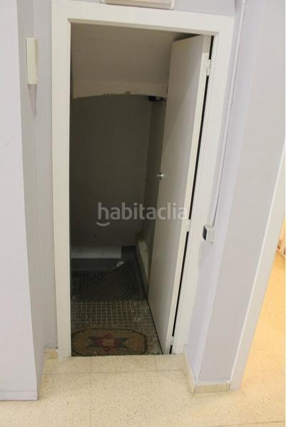 Foto f7d444c8-aa89-472d-9861-0b3b4950521c. Local commercial dans Barri del Centre Terrassa