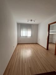 Lloguer Apartament a Can Roca. Acogedor piso de 1 habitación