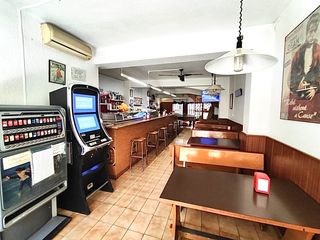 Business premise  Carrer del baró de les quatre torres. ¡gran oportunidad! local comercial en venta, bar en pleno rendim