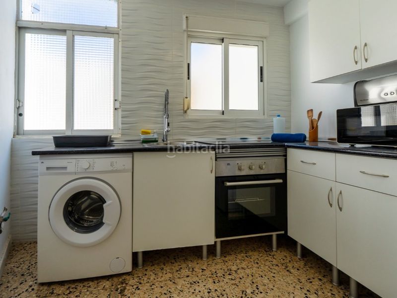 Foto feafb538-c0b2-47af-927b-038a496f0ca5. Lloguer àtic a Centro Urbano Benidorm