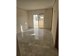 Miete Etagenwohnung  Calle pau casals. Fantástico piso de alquiler a pasos de la playa en el albir