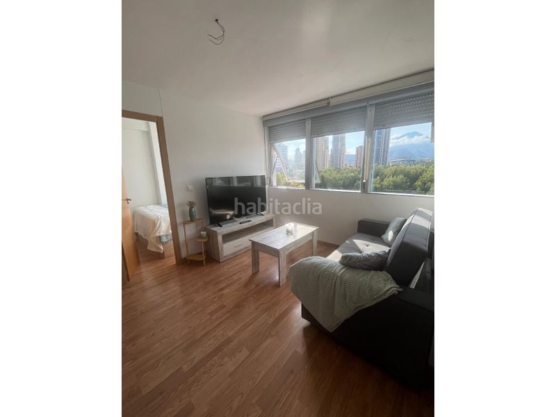 Foto 13197d59-3183-4a97-b1c3-0de2bd5cd8c7. Pis amb aparcament a Levante Alto Benidorm