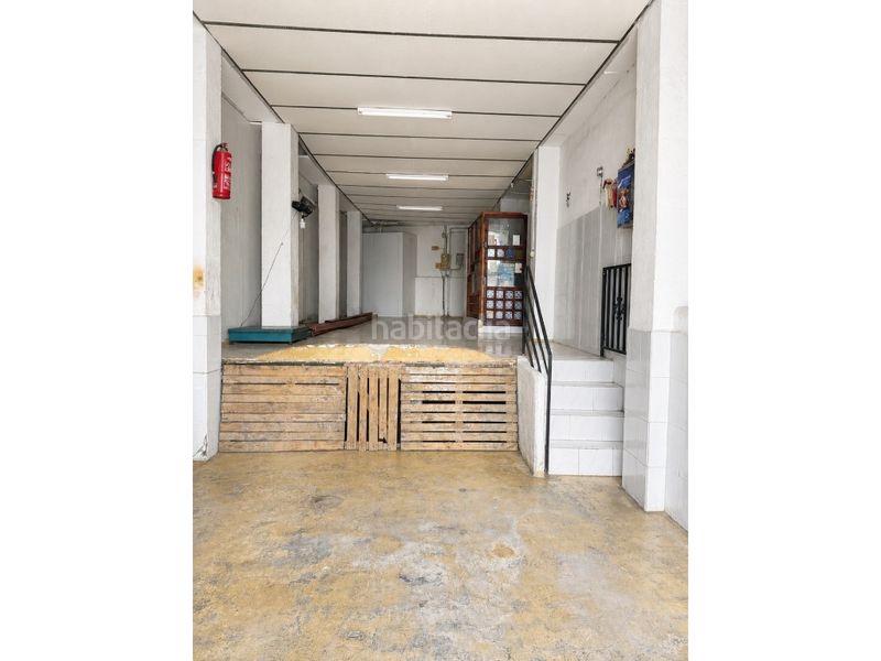 Foto fdbad117-f46b-428d-98fa-bef48257b2f4. Lloguer local comercial a Colonia Madrid Benidorm