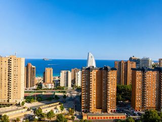 Miete Etagenwohnung  Avenida marina alta. Alquiler 10 meses  avenida marina alta