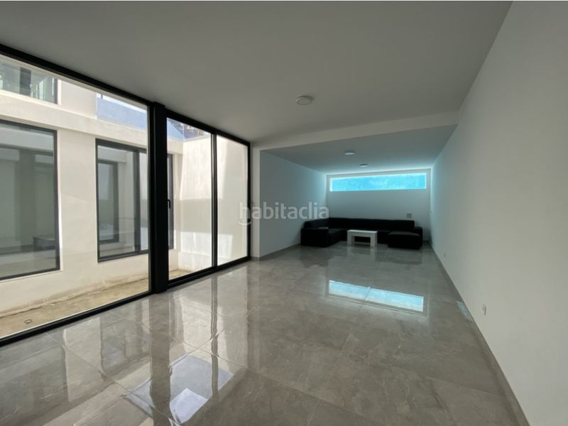 Foto 7305c602-20c7-493e-b222-42aca5e75643. Casa amb aparcament a Golf Bahía Finestrat