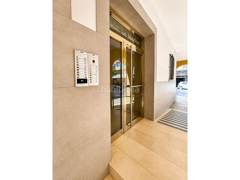 Foto eab923bc-f708-4ad1-a5eb-61bc22439cb0. Pis a Centro Urbano Benidorm