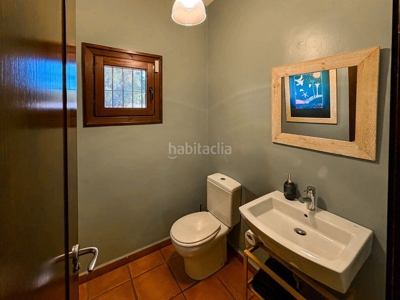 Foto ea1e8ac9-aea1-48c1-b49c-3c0e3a632f63. Casa amb xemeneia a Noroeste Santa Pola