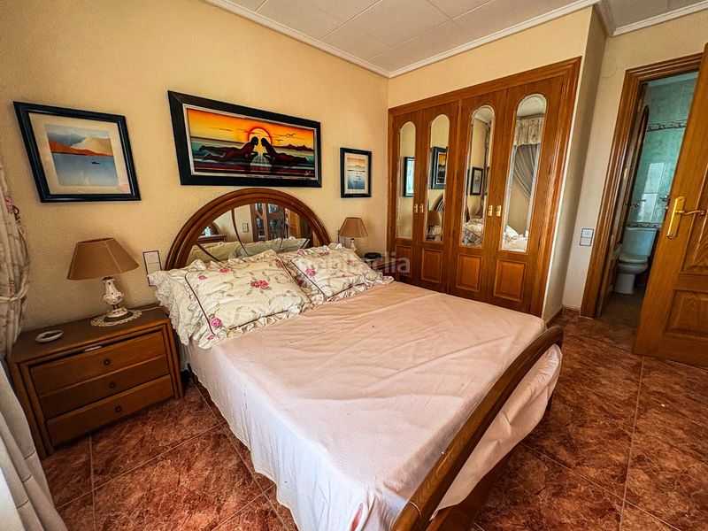Foto 37e14216-afe9-4aff-94ac-4dcd8ced777e. Apartament amb xemeneia a Centro Santa Pola