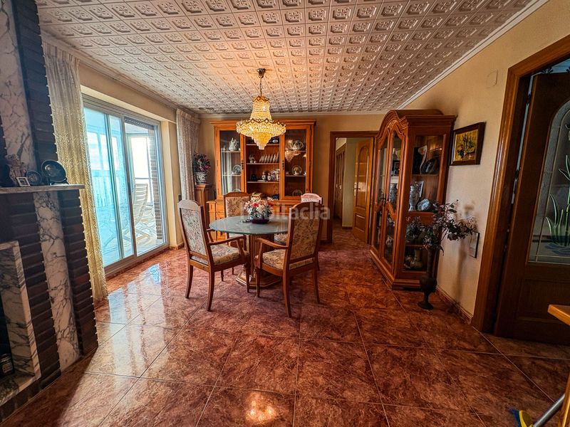 Foto 756cb818-c8fa-4fc4-bf9f-9aa4a8c7c284. Apartament amb xemeneia a Centro Santa Pola