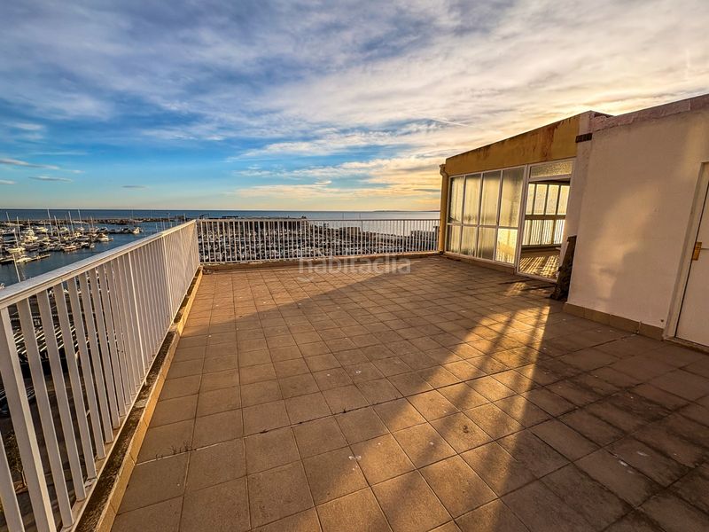 Foto f294f5be-e6cc-4594-a35f-8575d1d1030d. Apartament amb xemeneia a Centro Santa Pola