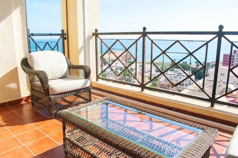 Foto a57e0041-d2b7-40ce-8193-42452232ef8f. Apartament a Zona los Frutales Torrevieja