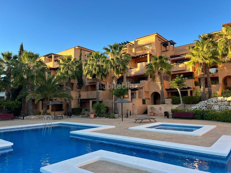 Foto 4f343e93-e7aa-4fed-a56a-fbe3d02b44f0. Dúplex amb xemeneia piscina a Villamartín-Las Filipinas Orihuela
