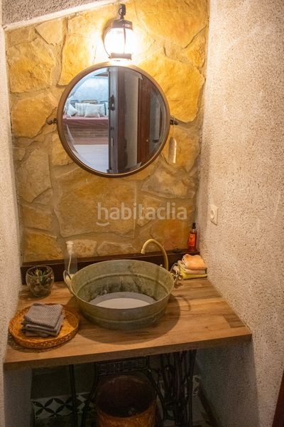 Foto 32526d7c-44d4-4bed-a69d-c2b03f9f90d2. Casa amb xemeneia a Onil
