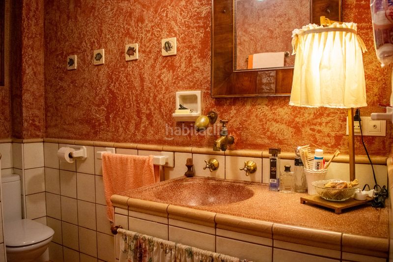 Foto 81edd664-552b-4266-a69d-649567e17695. Casa amb xemeneia a Onil