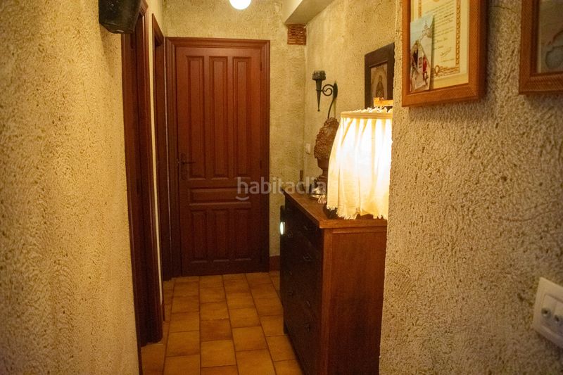 Foto 995a9bfa-d94d-4a54-a158-ee43ff3edb57. Casa amb xemeneia a Onil