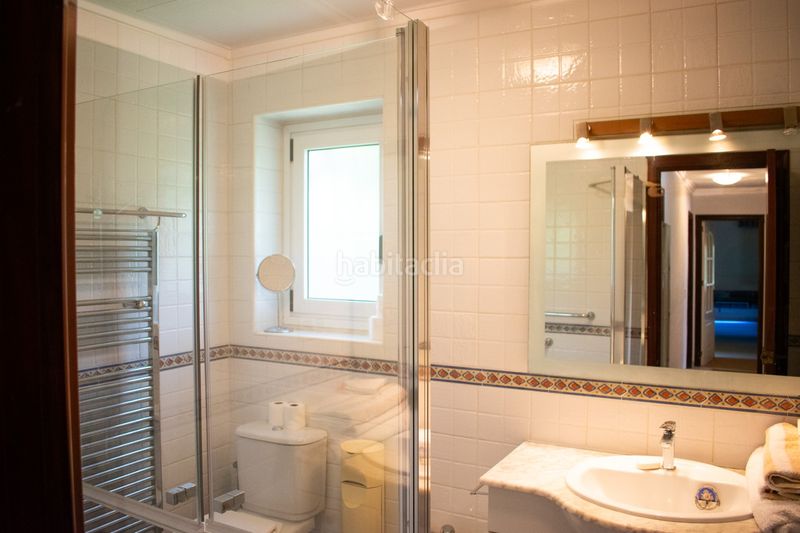 Foto a464370c-0ede-4602-84e2-93e5379242b9. Casa amb xemeneia a Cabo Roig Orihuela