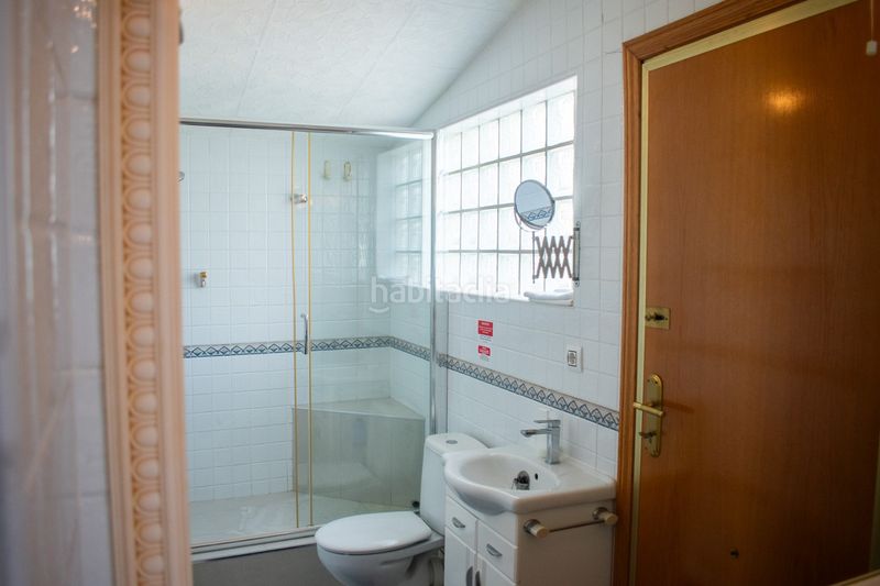 Foto aeda9e1c-3080-4d7f-8da7-1108da263cc3. Casa amb xemeneia a Cabo Roig Orihuela