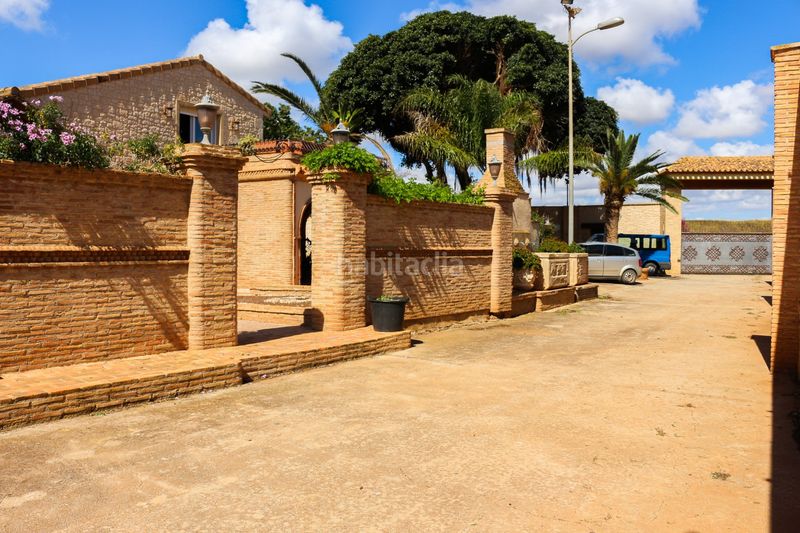 Foto f28d3e61-3883-4639-9712-1b99e62e21b3. Casa amb xemeneia a Los Urrutias Cartagena