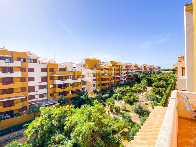 Foto 7ec2200b-615f-43db-a503-cff079eae76b. Apartamento en Punta Prima Torrevieja