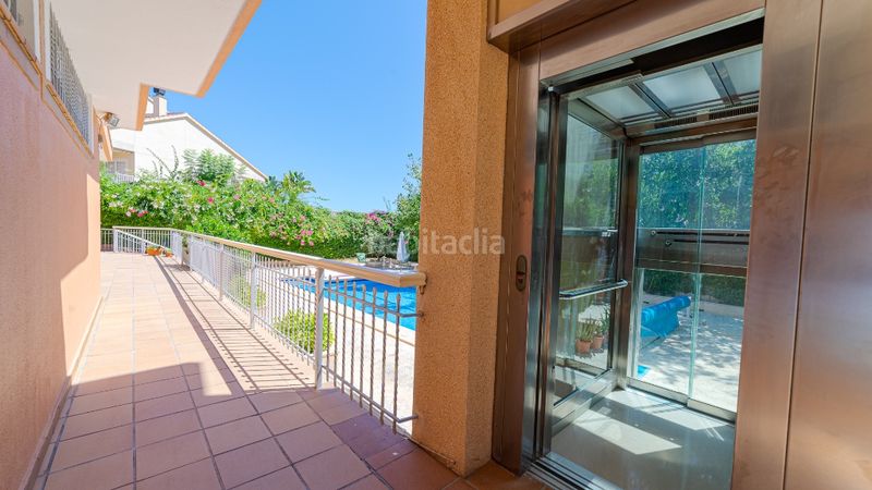 Foto 1adaa5fe-a638-46d7-b526-59e70a624828. Casa a Campoamor Orihuela
