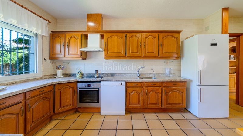 Foto d30bbcd9-10f0-472a-bf71-f20cf6dab142. Casa a Campoamor Orihuela