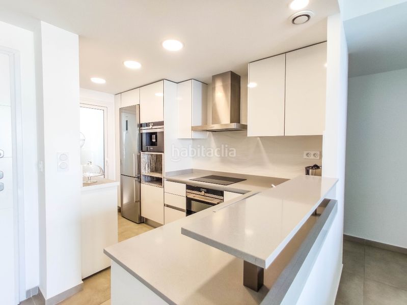 Foto 4456b8e7-30ca-4da9-8270-f36bf6b6788f. Apartament a Punta Prima Torrevieja