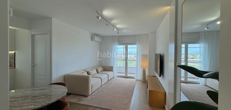 Foto e4ad0ee6-af6c-4991-bc55-066e2b7bdd3e. Apartament a Punta Prima Torrevieja