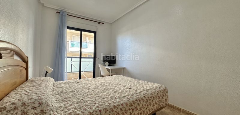Foto eaa31570-5b11-43b4-abf1-f3f070f7dc6b. Apartament amb piscina a Aguamarina Orihuela
