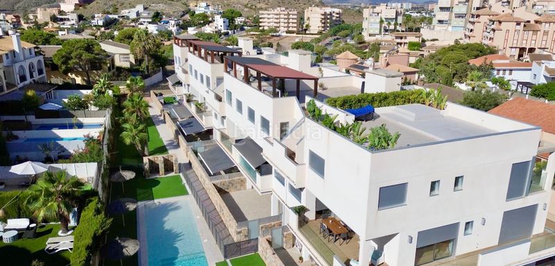 Foto bee43e48-e926-42f8-9149-32d683a44c5d. Apartament amb piscina a Cabo de Palos Cartagena