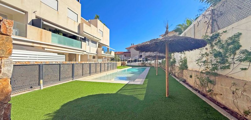 Foto ed0490c9-947c-427a-9299-6058d607e3a9. Apartament amb piscina a Cabo de Palos Cartagena