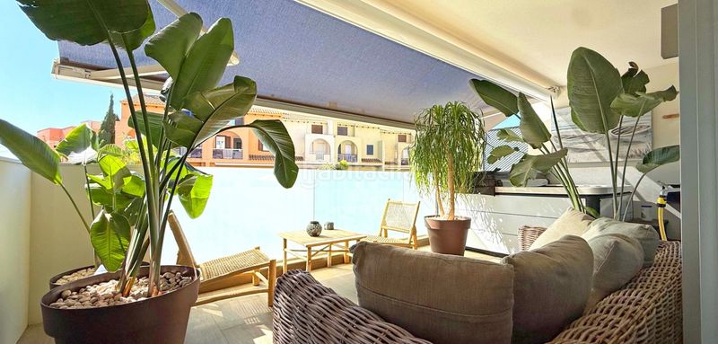 Foto f87bd099-ee11-4bf2-a72a-f9b80a83ec48. Apartament amb piscina a Cabo de Palos Cartagena