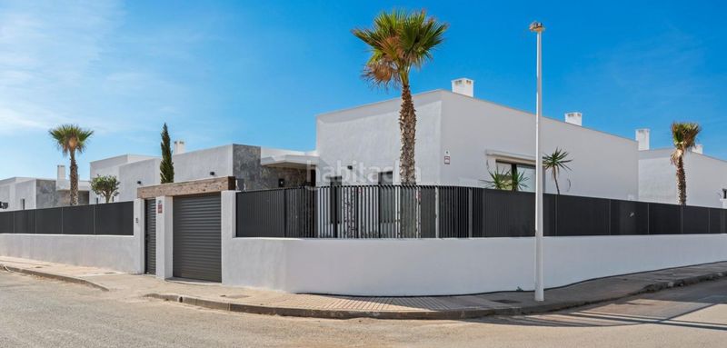 Foto fede5dc6-5d85-48e5-b309-e90a76fb8437. Casa a Islas Menores-Mar de Cristal Cartagena