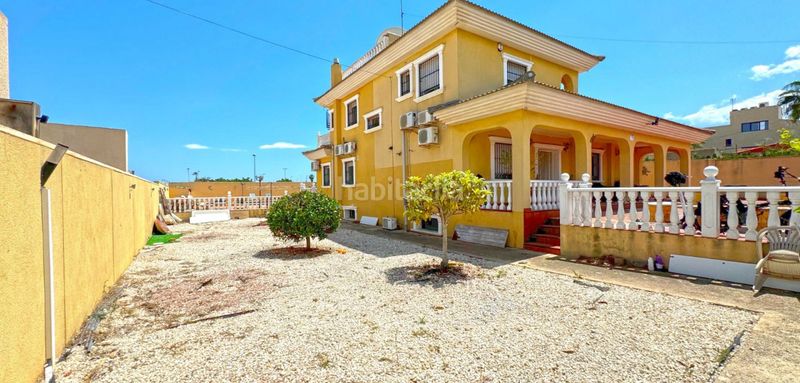 Foto 6df01c0f-db84-4d36-ae8e-2bd2654b5438. Casa en Los Balcones-Los Altos Torrevieja