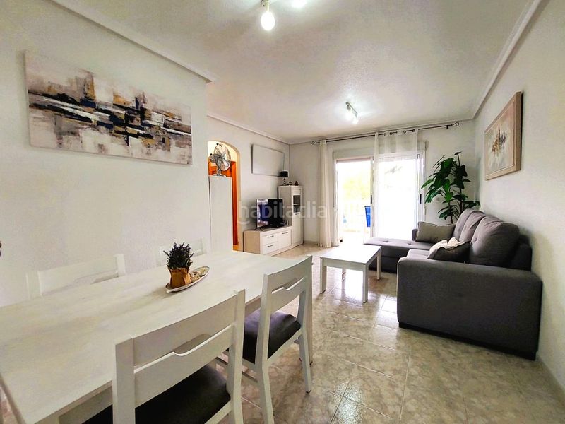 Foto 8b9dc610-a6fe-4ede-bf9b-8fecf03f11e5. Apartament amb piscina a Playa Flamenca Orihuela