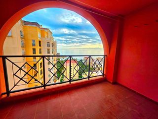 Apartament a Zona Playa de los Locos